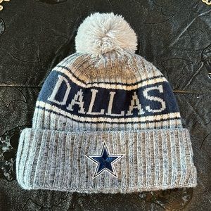 Dallas Cowboys Pom Knit Beanie